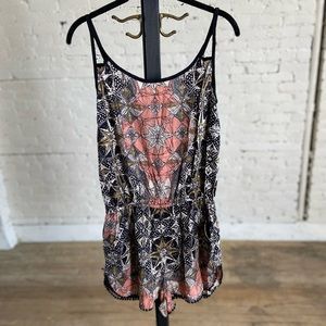 Patterned romper